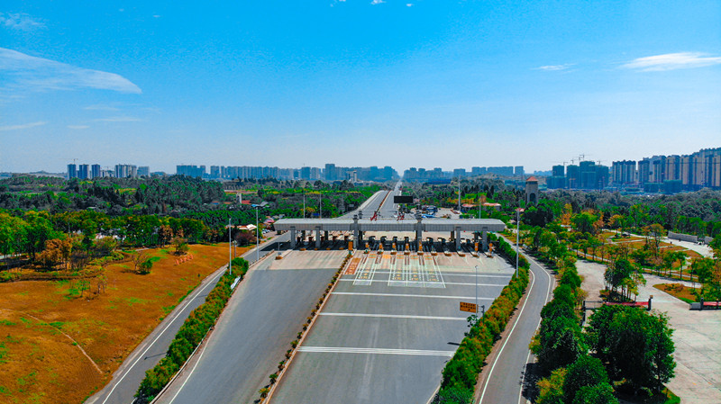 收費站秋景——四川成渝高速公路股份有限公司成渝分公司林海_副本