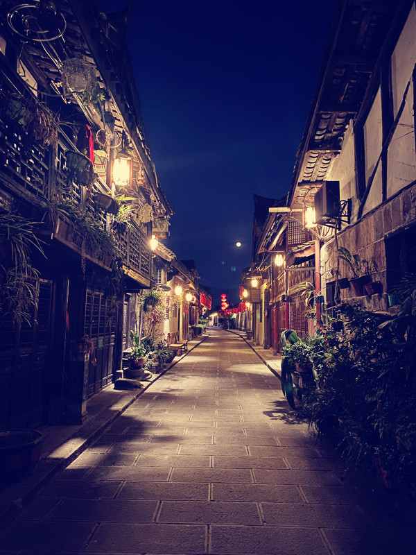 閬中古城——四川成渝高速公路股份有限公司成渝分公司羅穎_副本