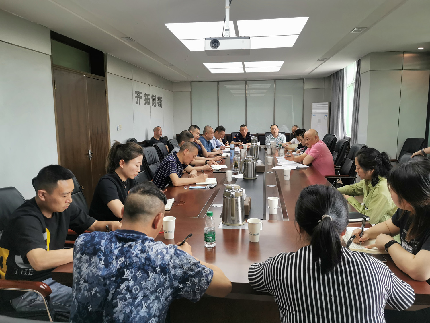 2022.4.26+紀檢工作部+黃澤華+成渝發公司組織開展集體談心談話