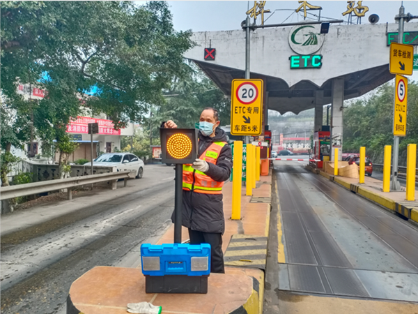 簡訊：內江管理處強化道口安全行車引導