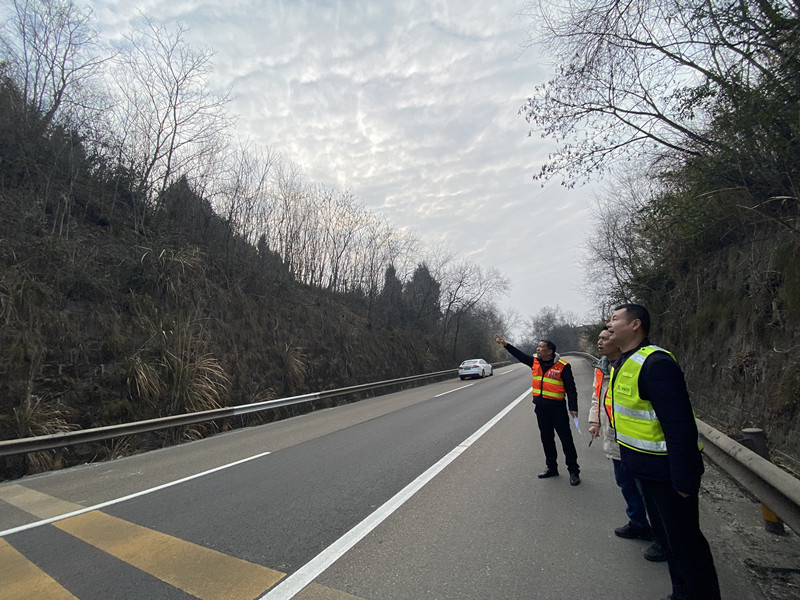 資陽管理處開展節(jié)后道路安全隱患排查治理