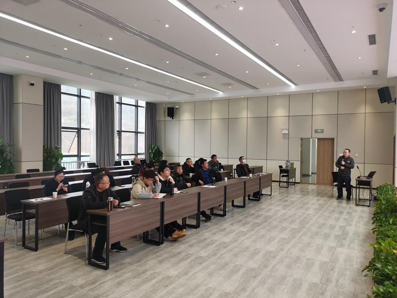成都管理處開展LED屏操作維護培訓