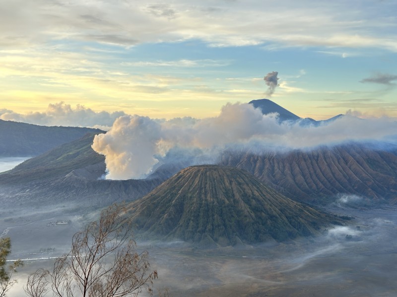 布羅莫火山+方媛+成都管理處