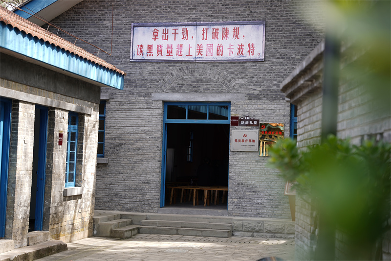 奮斗不息——四川成渝高速公路股份有限公司成渝分公司龐宇